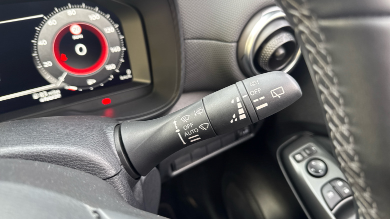 Nissan Juke 1.6 Hybrid N-Connecta 5dr Auto Hybrid Hatchback